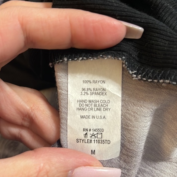 W5 Black Gray Tie Dye Sleeveless Top - Picture 7 of 7